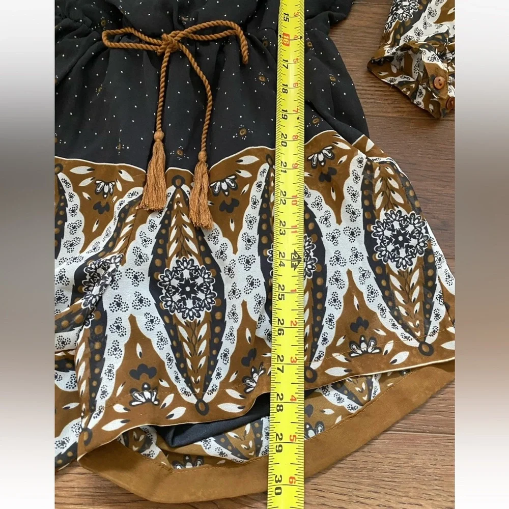 EUC Japan Jumper Romper Shorts Women’s Size S Ajrakh style Paisley Print Boho - Picture 11 of 16